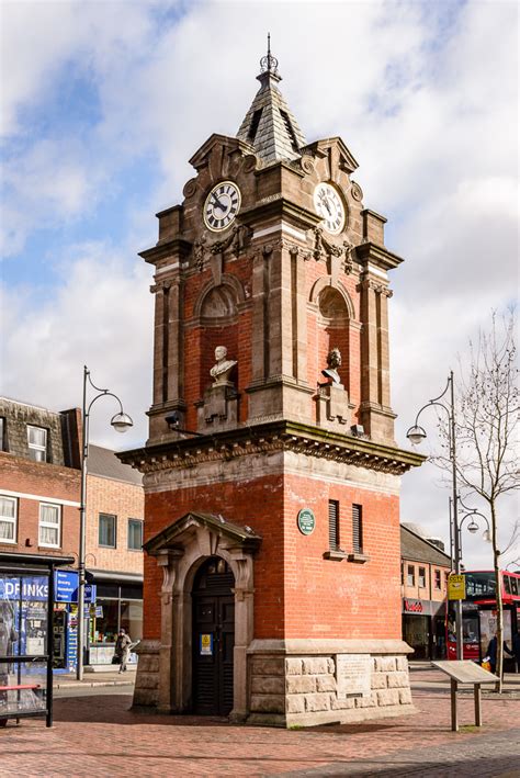Bexleyheath Clock Tower (Stop M)